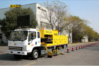 為交通安全保駕護航 -定- 副本(稿2)418