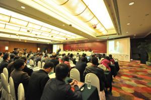 高遠路業亮相第六屆國際路面養護技術論壇