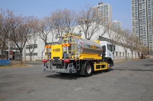HGY5166GLQD6型智能瀝青灑布車